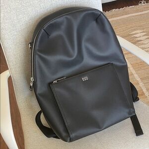 Boss Hugo Plaque Zipped Backpack